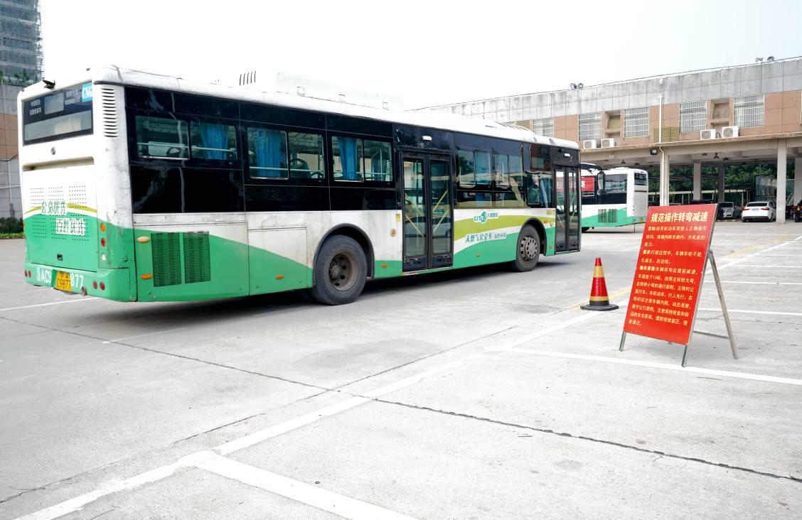 854d5eab2a4e6b3261914b0e9ab9169